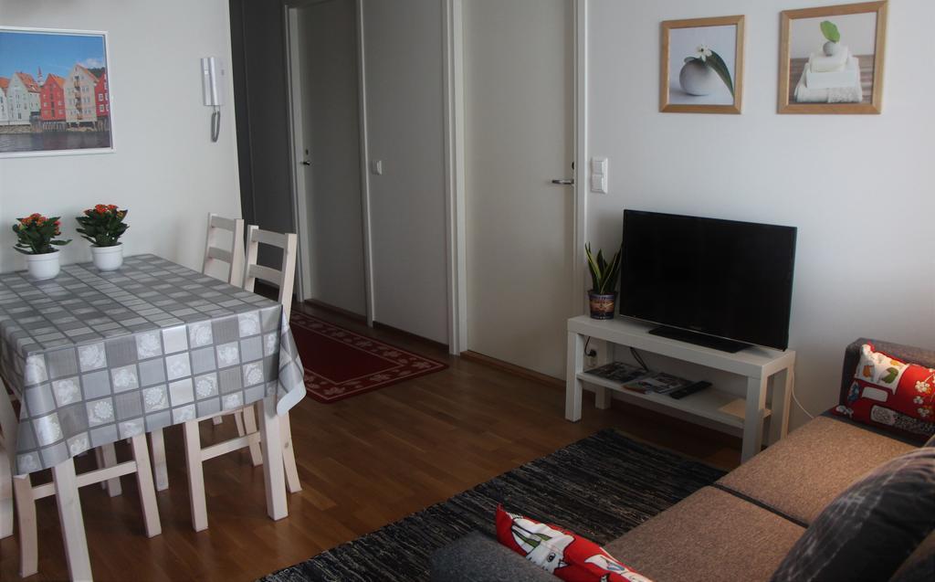 Apartment Nallisuites Oulu Esterno foto